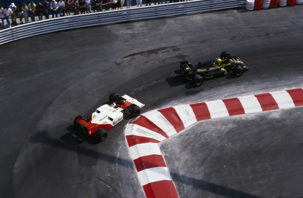 Ayrton Senna e Alain Prost na nova Chicane do Porto, no GP de Mônaco em 1986